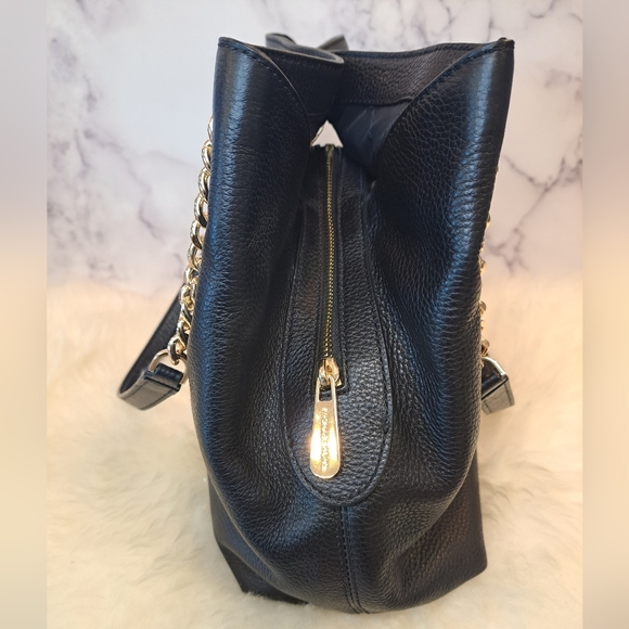 Michael Kors Jet Set Pebbled Leather Shoulder Bag - Picture 7 of 13